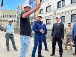 Заместитель Генерального прокурора России, Дмитрий Демешин проверил ход работ по строительству социально-значимых объектов Камчатки 